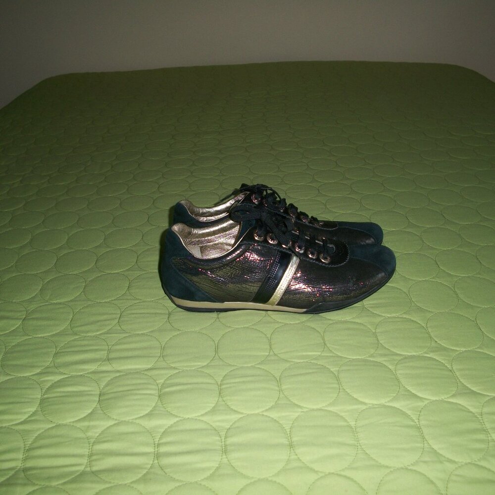 Geox Respira Women's Sneakers Black Suede Size 6.5/37